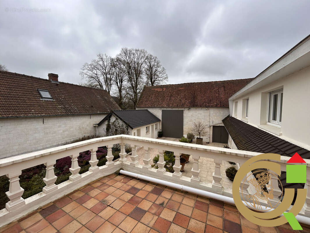 Maison à LATTRE-SAINT-QUENTIN