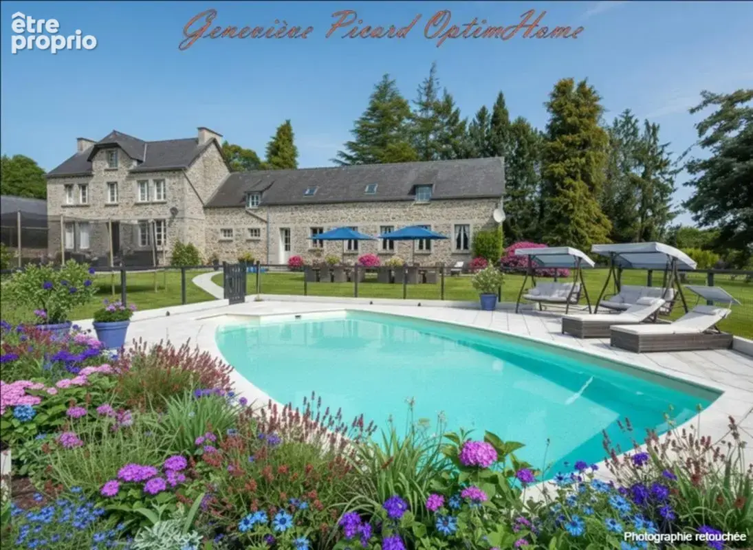 Propriété d'exception de 370 m2 à Pluméliau-Bieuzy avec piscine extérieure chauffée sur 6700 m2 de verdure - photo 1