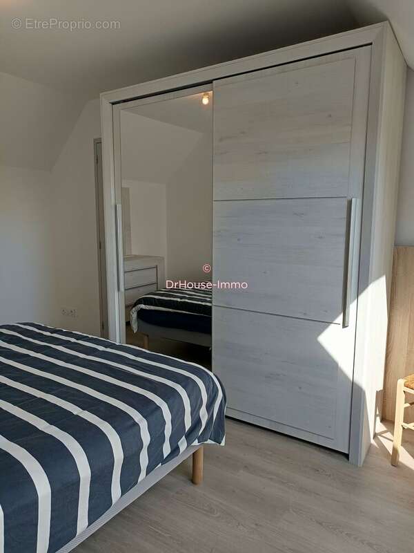 Maison 78 m² à Saint-Brice-En-Cogles  - photo 9