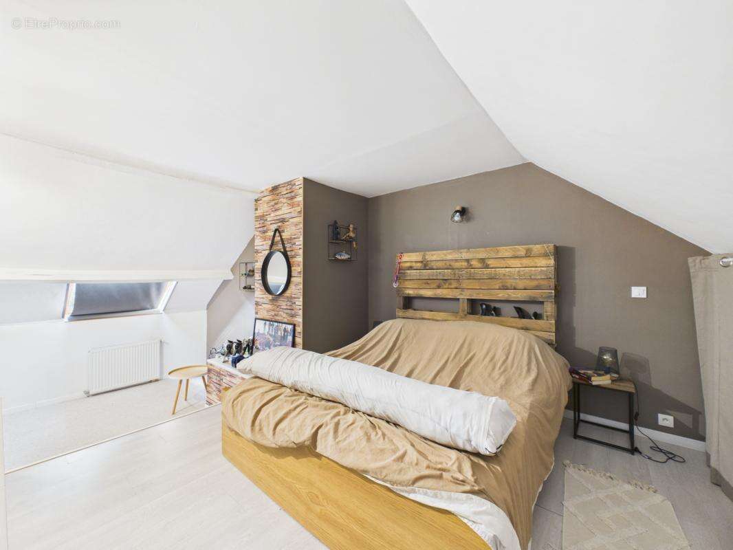 Maison 280 m² à Vieux-Conde  - photo 17