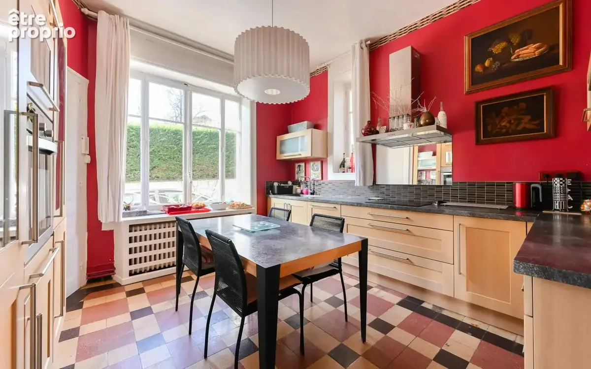 Maison 8 pièces 230 m² à vendre à Dardilly (69570) - photo 11