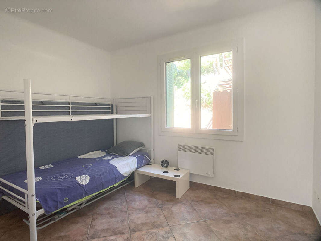Appartement à LE CASTELLET