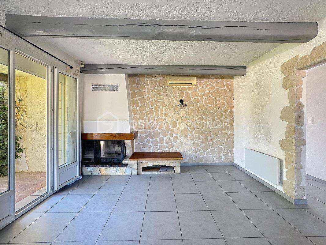 Maison à MARIGNANE