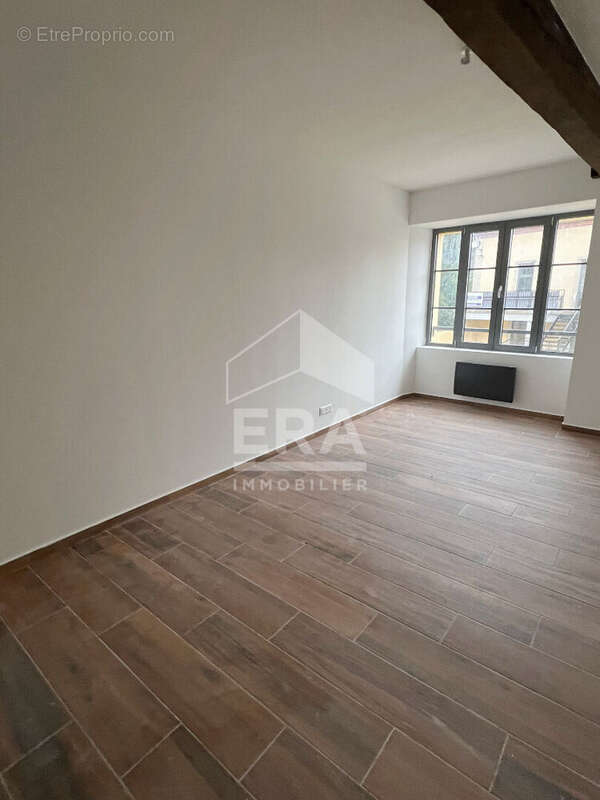 Appartement à BYANS-SUR-DOUBS