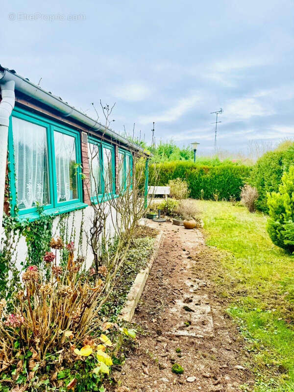 Maison à LE CHATELET-EN-BRIE