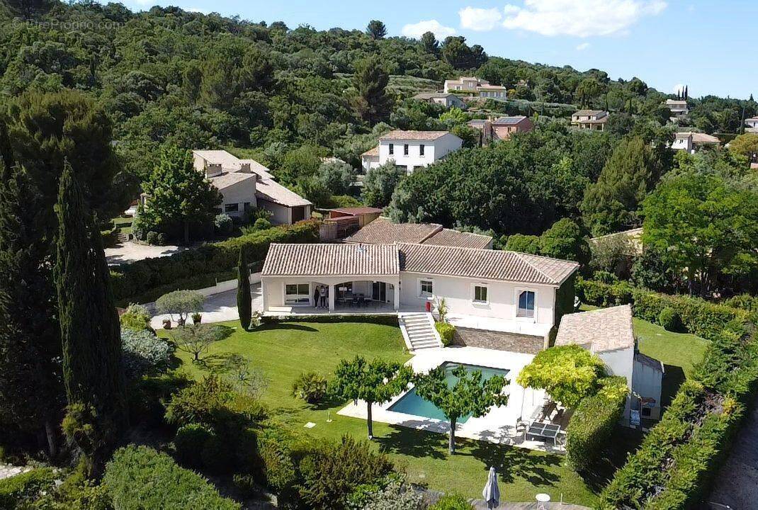 Maison à CAUMONT-SUR-DURANCE