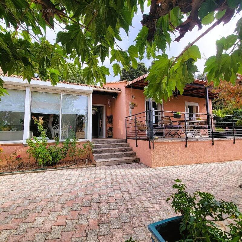 Photo 1 - Maison à VILLEMAGNE-L'ARGENTIERE