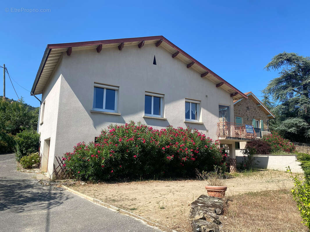 Maison  80 m2 proche hôpital - photo 3