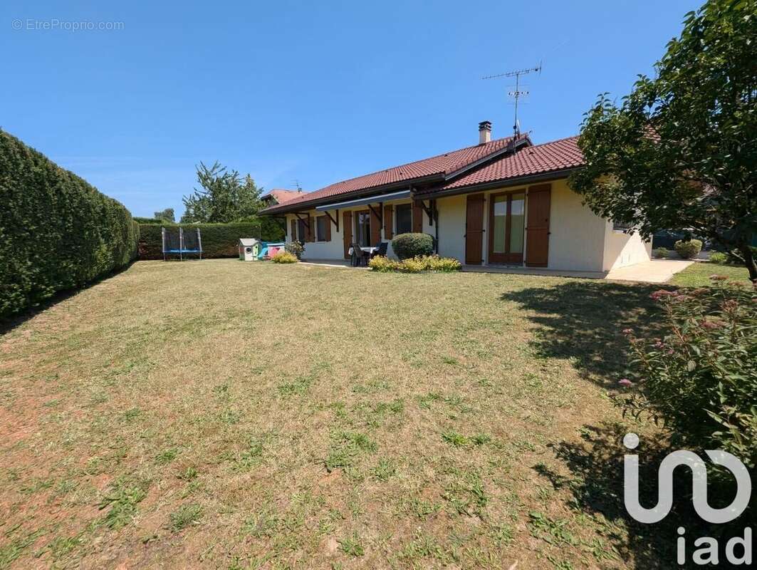 Photo 2 - Maison à VETRAZ-MONTHOUX