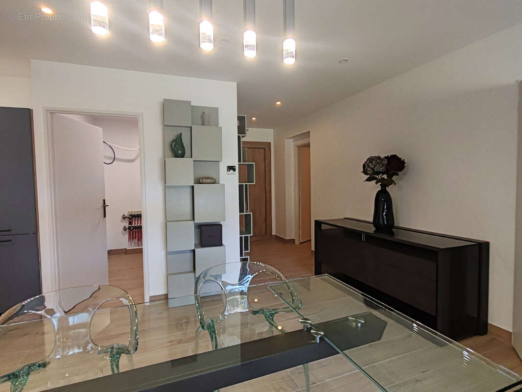 Appartement à LIVRON-SUR-DROME