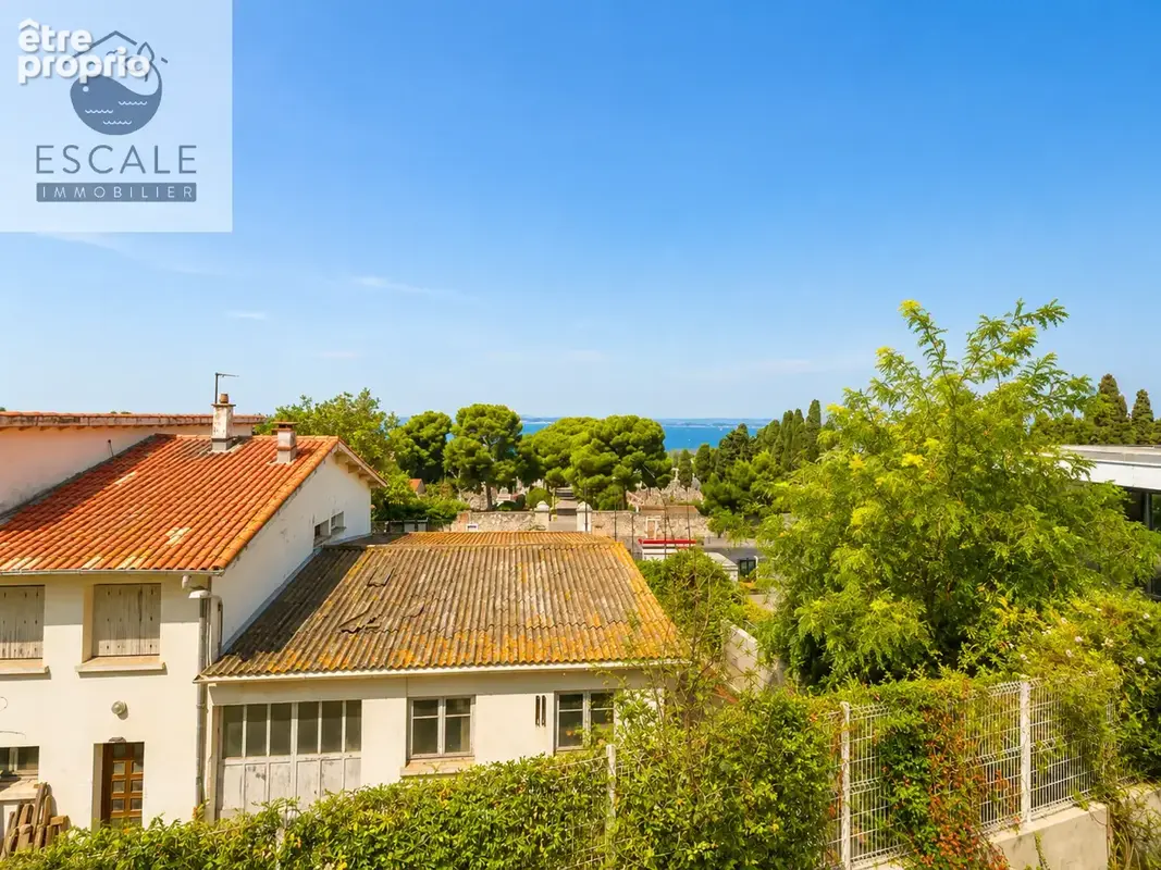 Vente duplex de type 4 avec terrasse + parking dans residence de standing quartier les pierres blanches a sete - photo 4