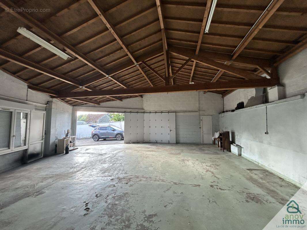 Commerce à VERDILLE