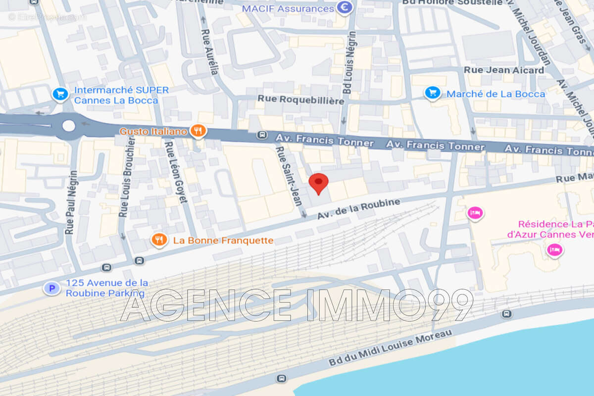 Parking à CANNES