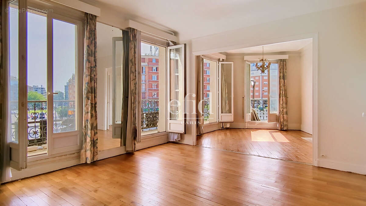 Appartement à PARIS-20E
