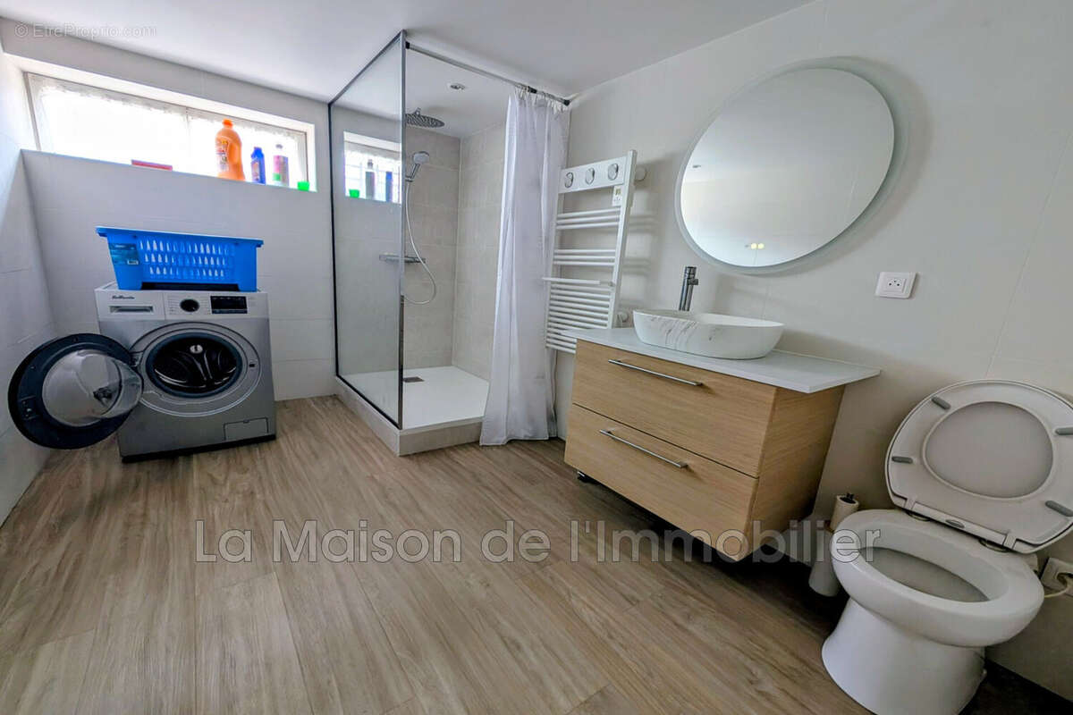 Maison à CRIQUEBEUF-SUR-SEINE