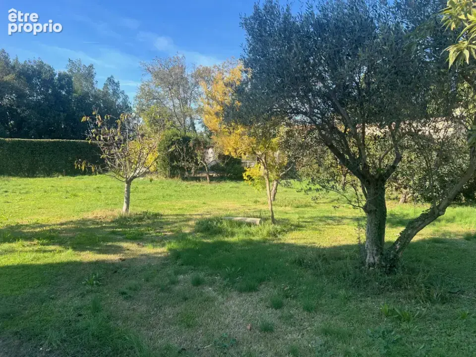 Terrain 440 m² à Salon-De-Provence  - photo 4