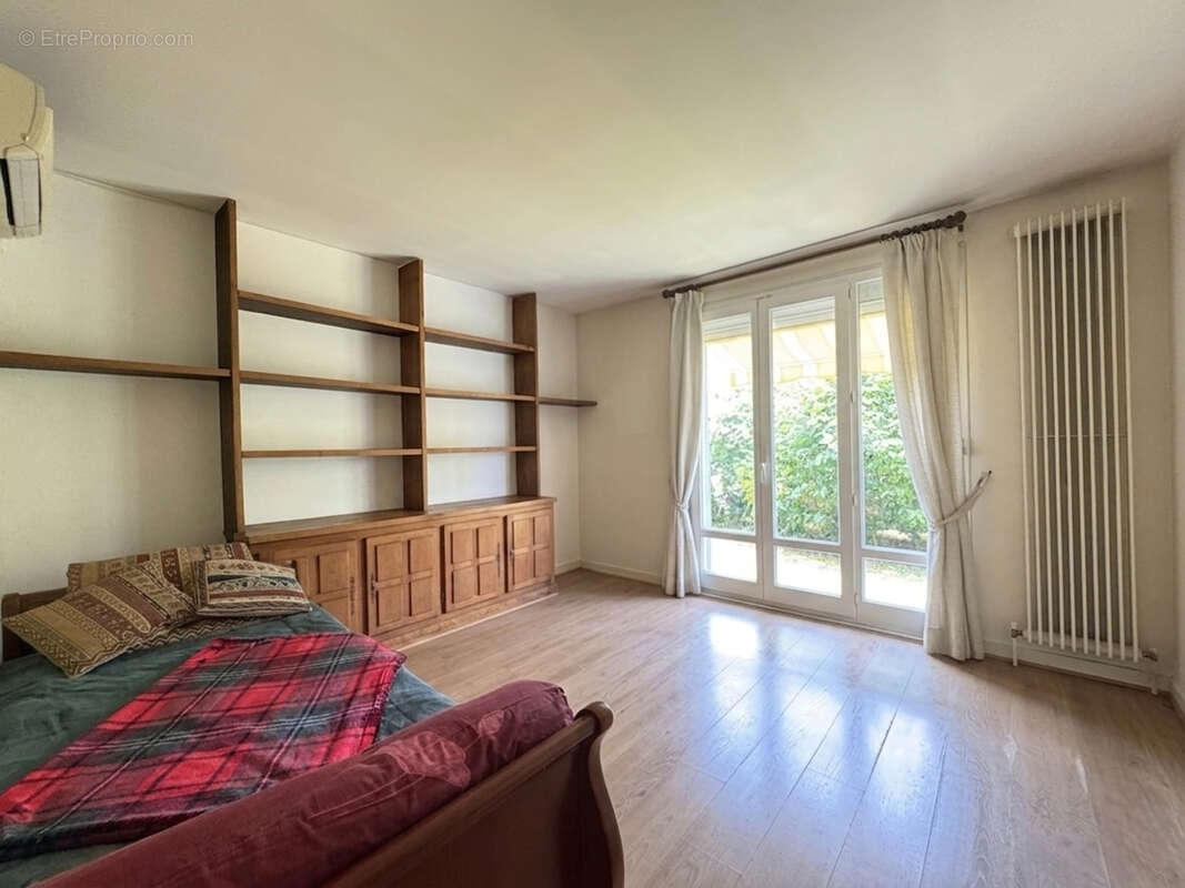 Maison à PLAISIR