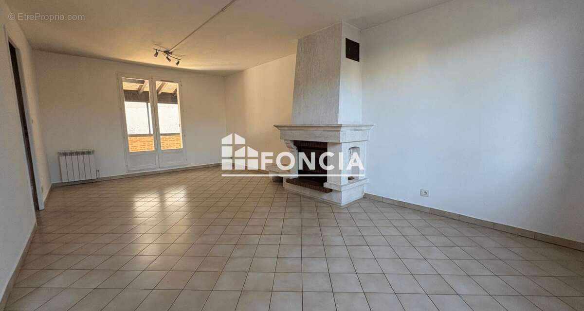 Vente maison 85 m² habitable 110 m2 utile/ 6 pièces / 4 chambres - photo 2