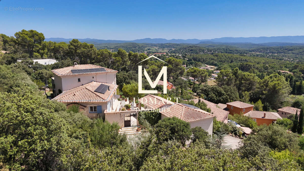 Maison à LORGUES