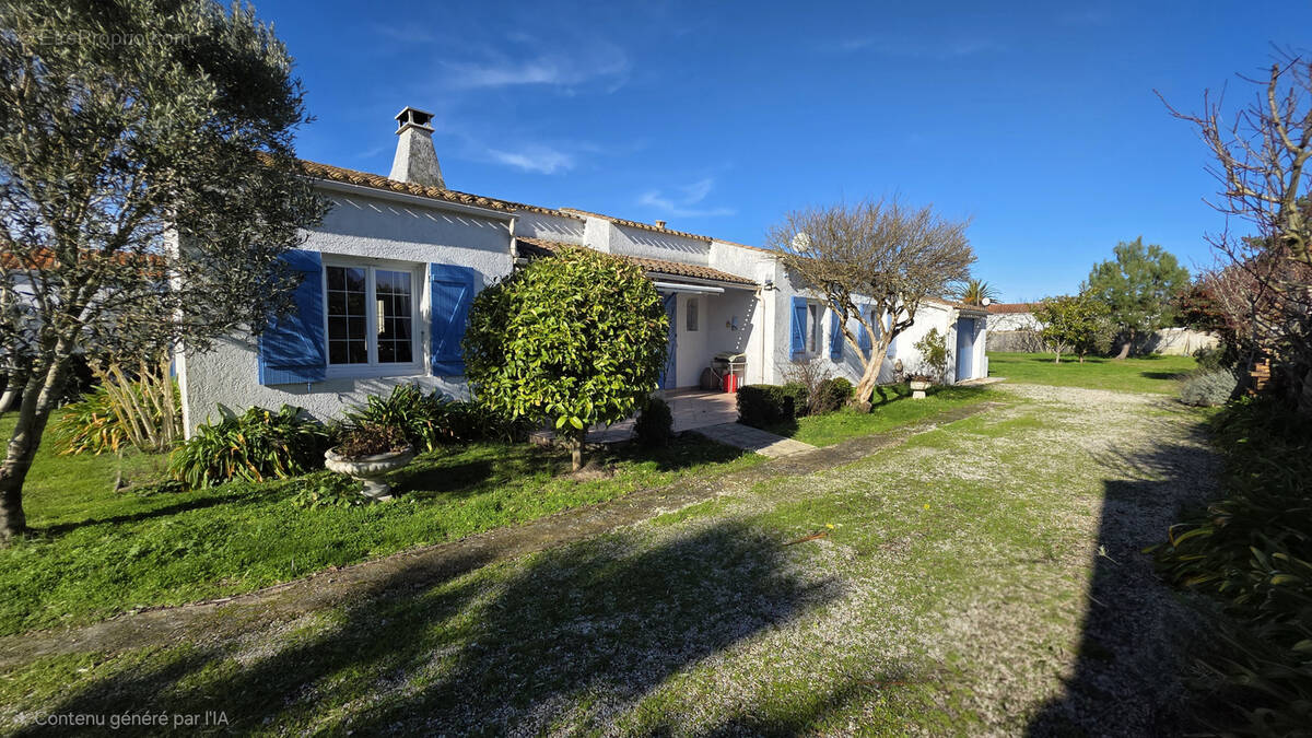Maison à LA BREE-LES-BAINS