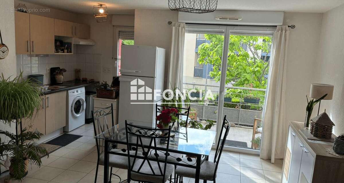 Appartement à PRADINES