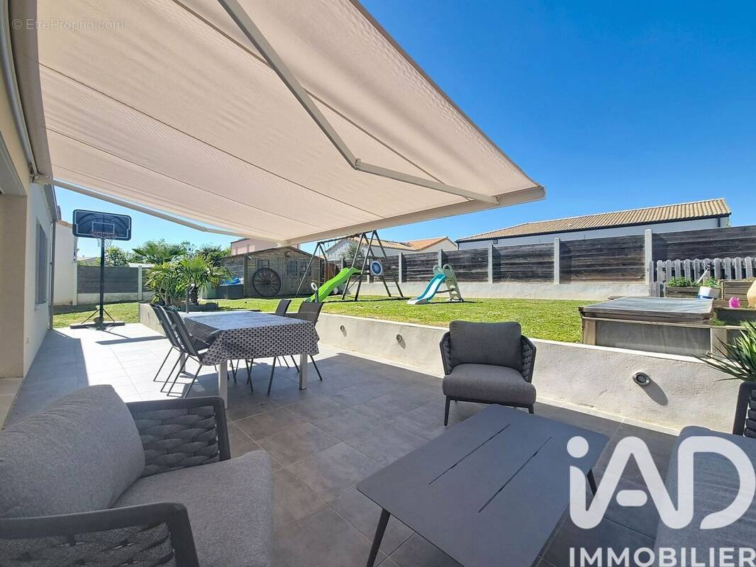 Photo 1 - Maison à SAINTE-PAZANNE