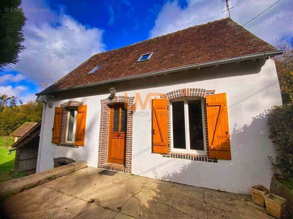 Maison à CHOUE