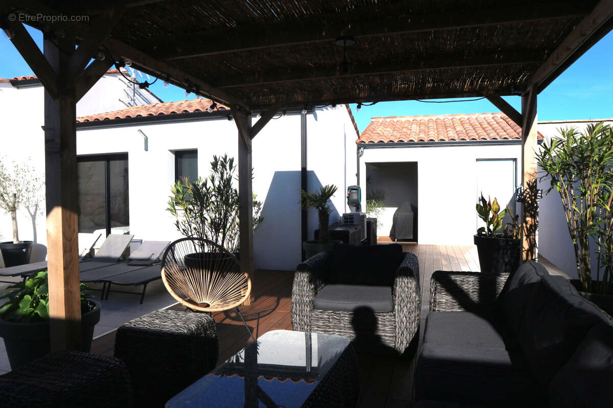 Maison à SAINT-SAUVEUR-D&#039;AUNIS