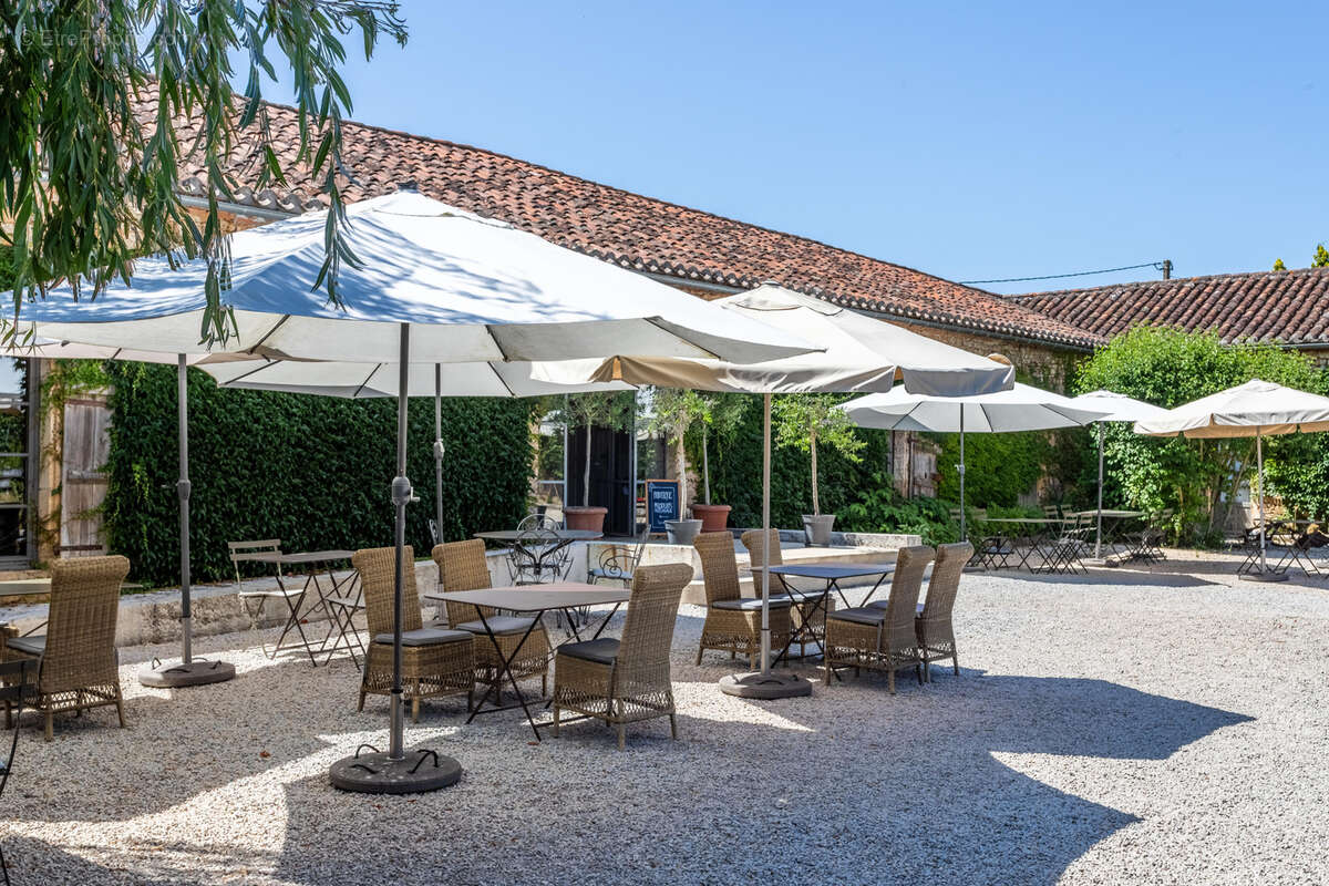 Estate with house, gite, events venue, land and pool - photo 6