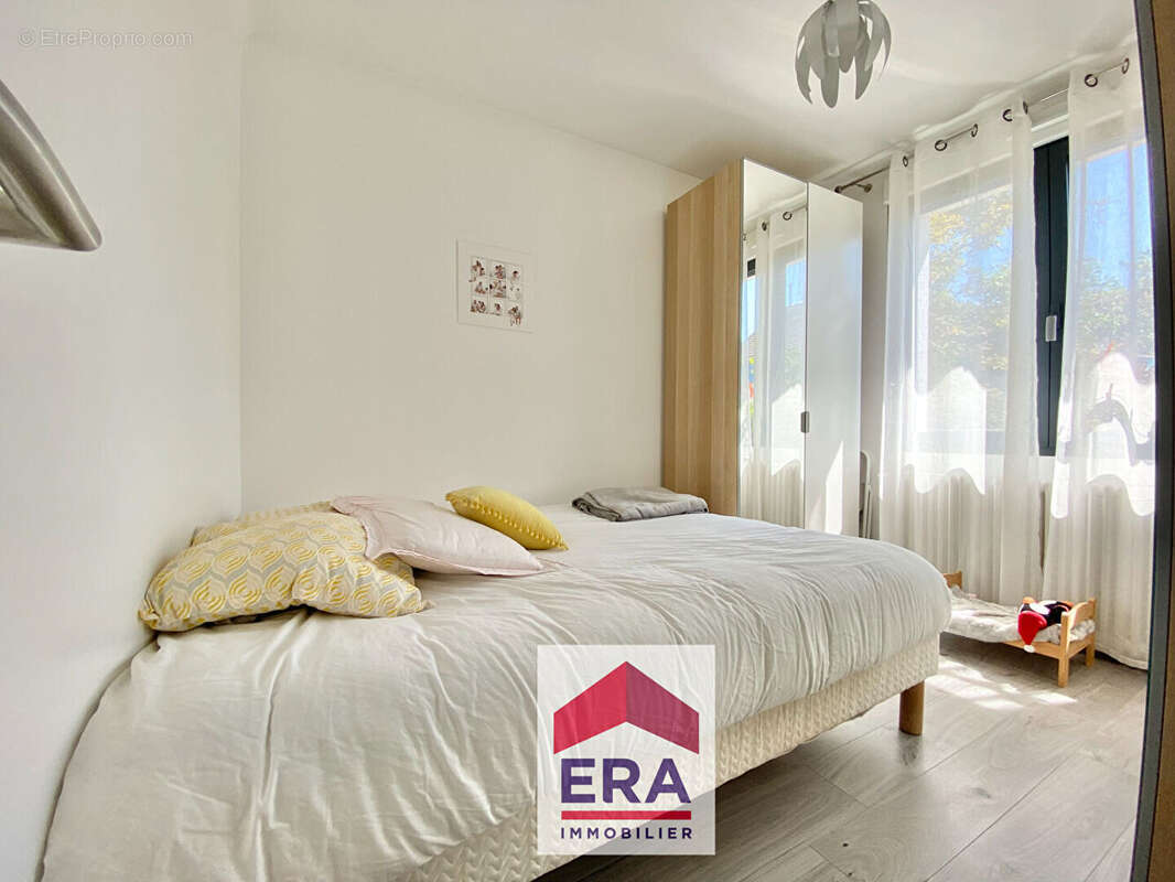 Maison à SARTROUVILLE