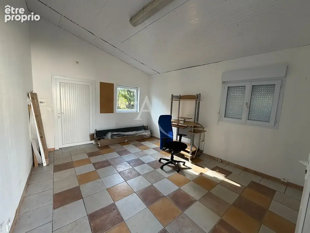 Maison La Chapelle Hermier 7 pièce(s) 122 m2 - photo 14
