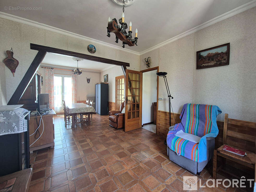 Maison Villebon Sur Yvette 7 pièce(s) 137 m2 - photo 3