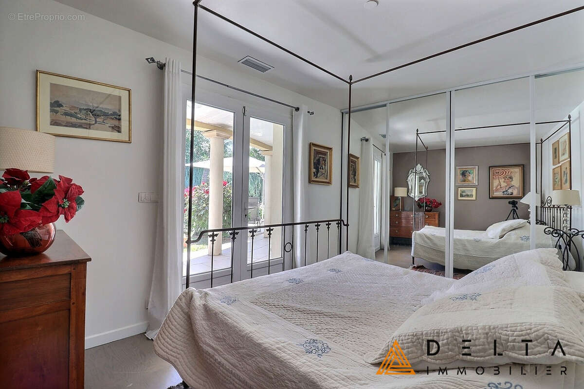 Maison 185 m² sur terrain de 1502 m² avec piscine - photo 10