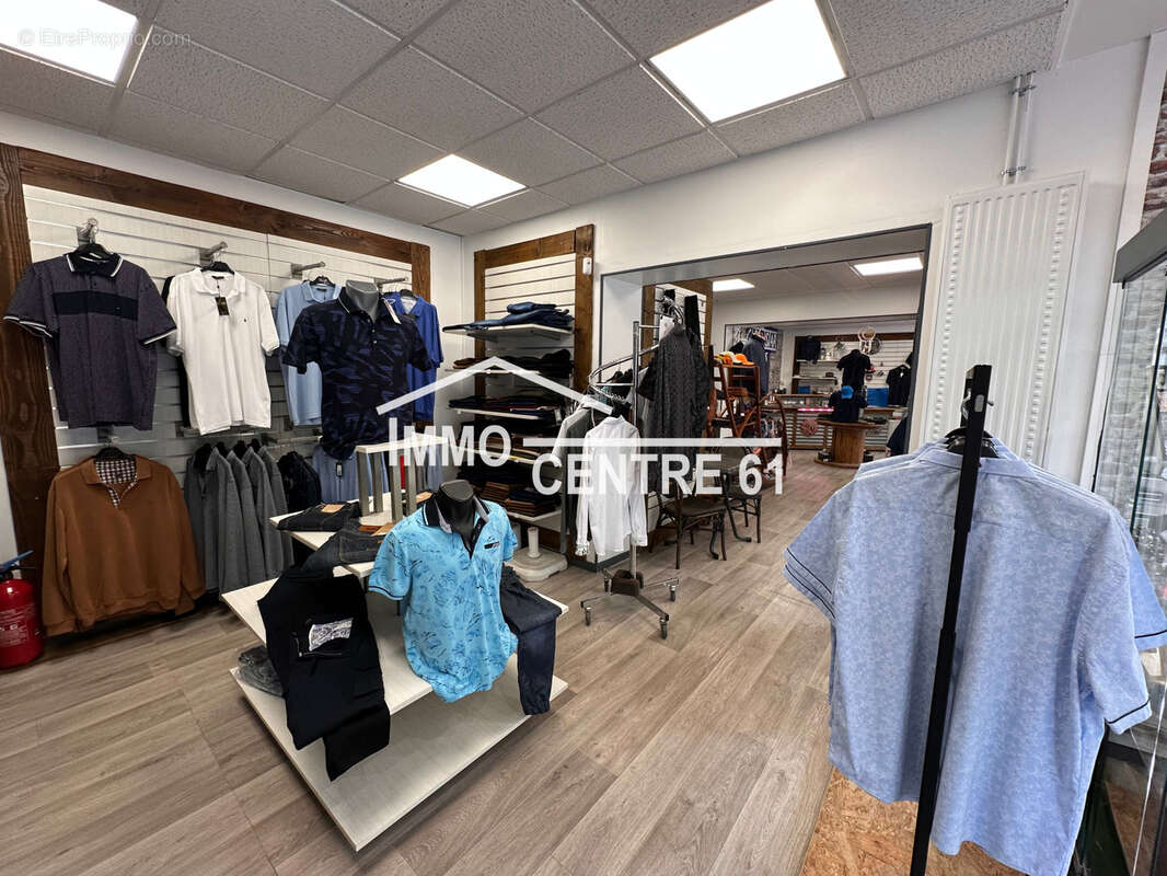 Immeuble comprenant Commerce + habitation Type T5 - photo 2