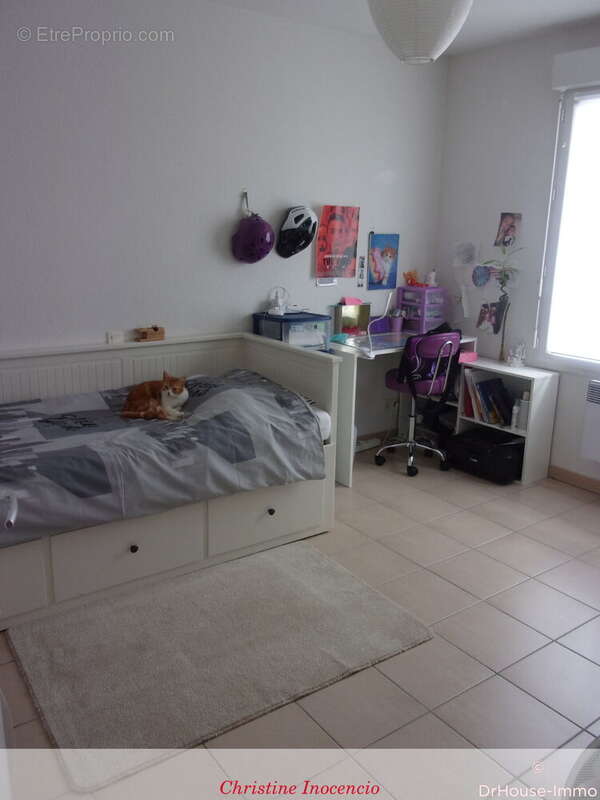 Maison à SAINT-YZAN-DE-SOUDIAC