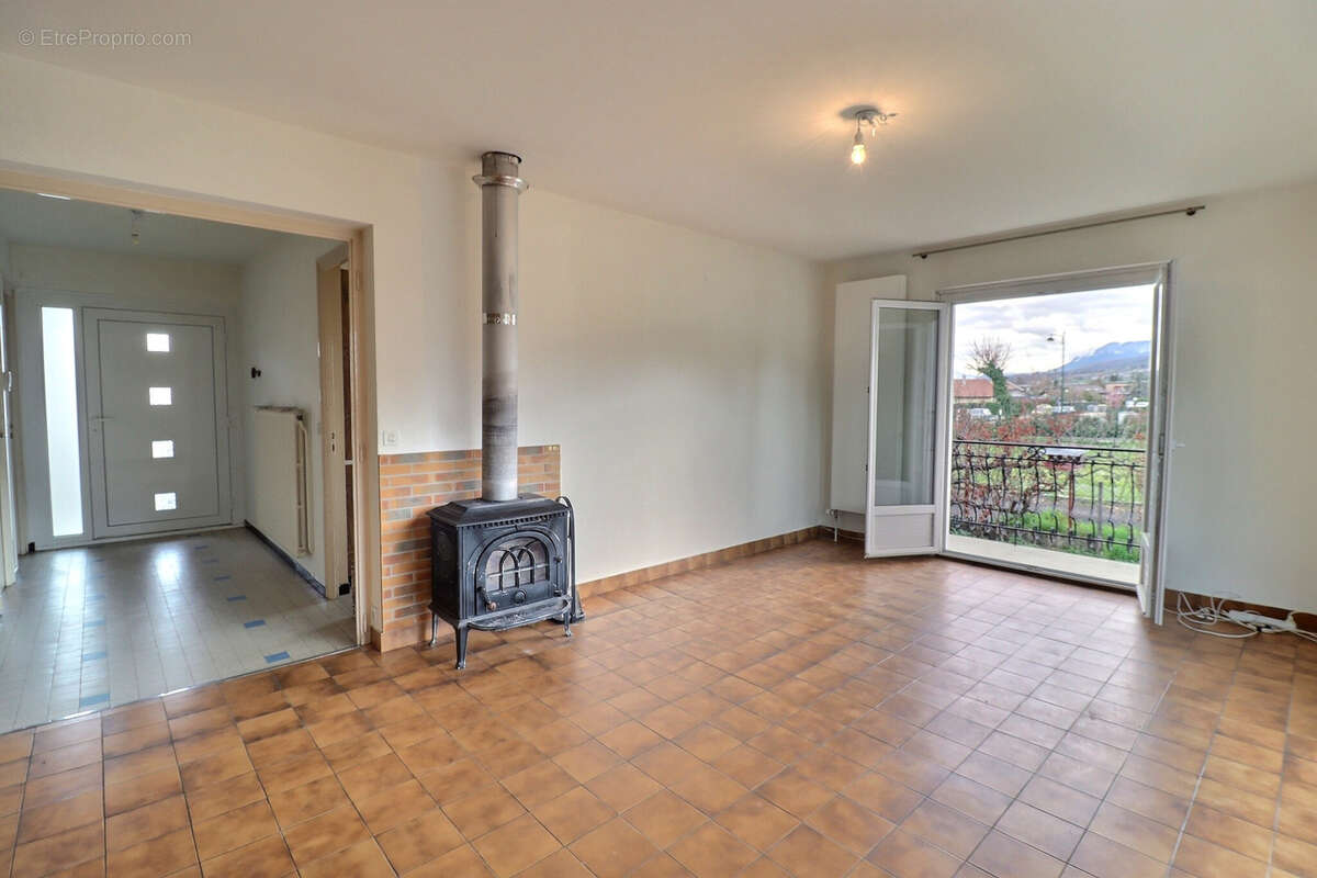 THONON, proche lac, maison 4 pièces 93m2, 3 chambres - photo 4