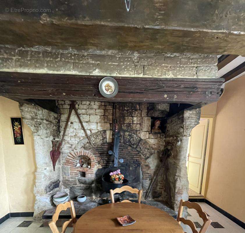 Maison 100 m² à Manneville-La-Goupil  - photo 8