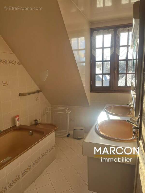Maison à FELLETIN