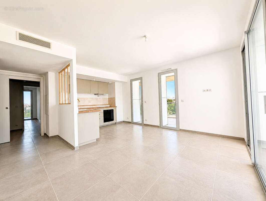 Appartement à MARSEILLE-8E