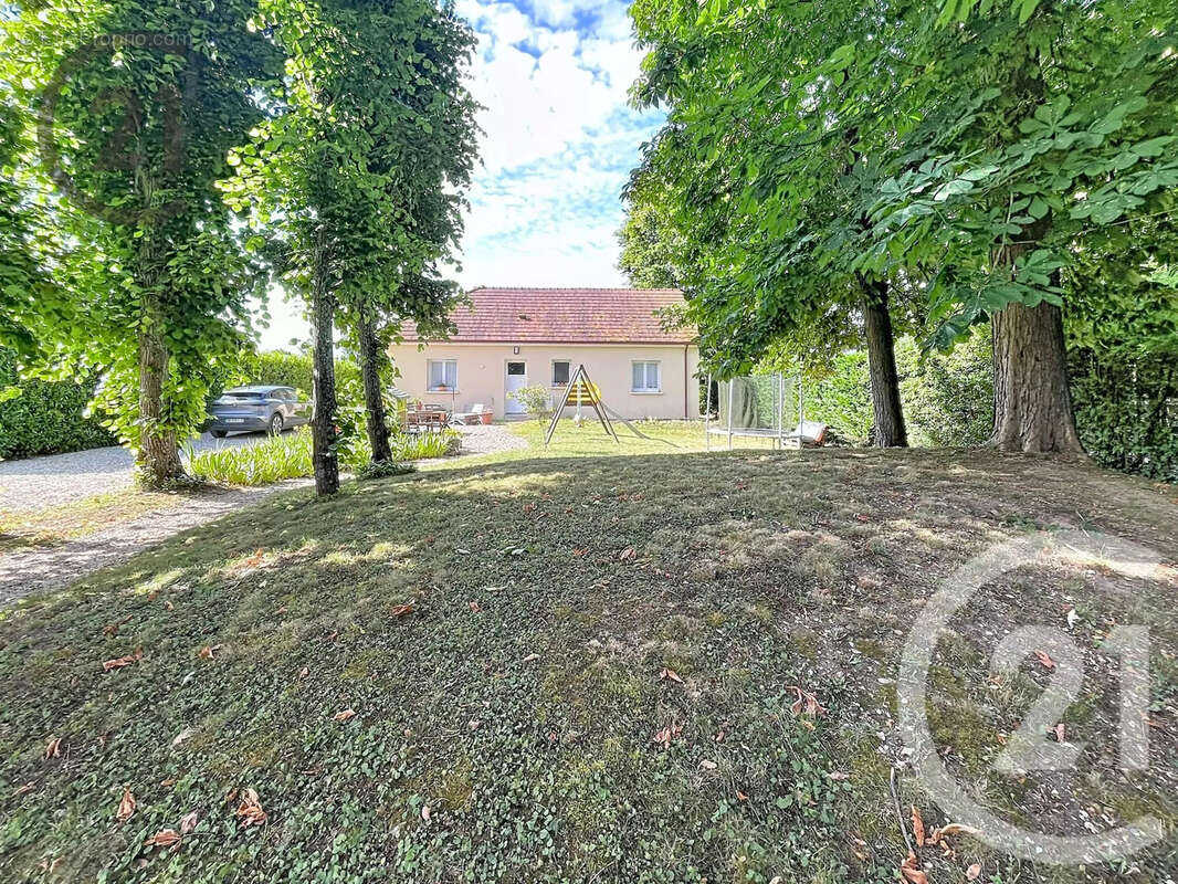 Maison 111 m² à Beaumont  - photo 5