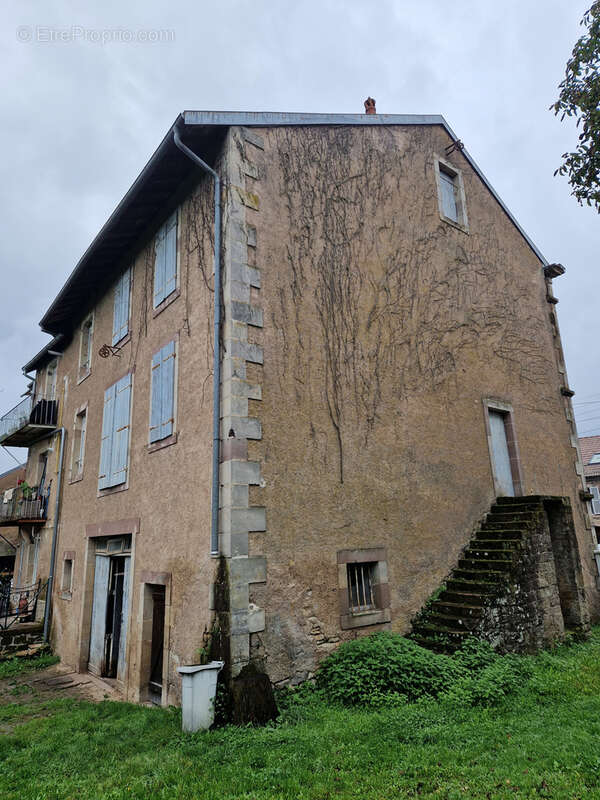 Maison à LUXEUIL-LES-BAINS