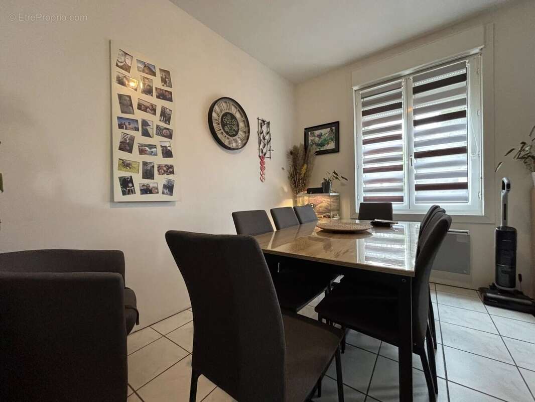 Maison à GOUZEAUCOURT