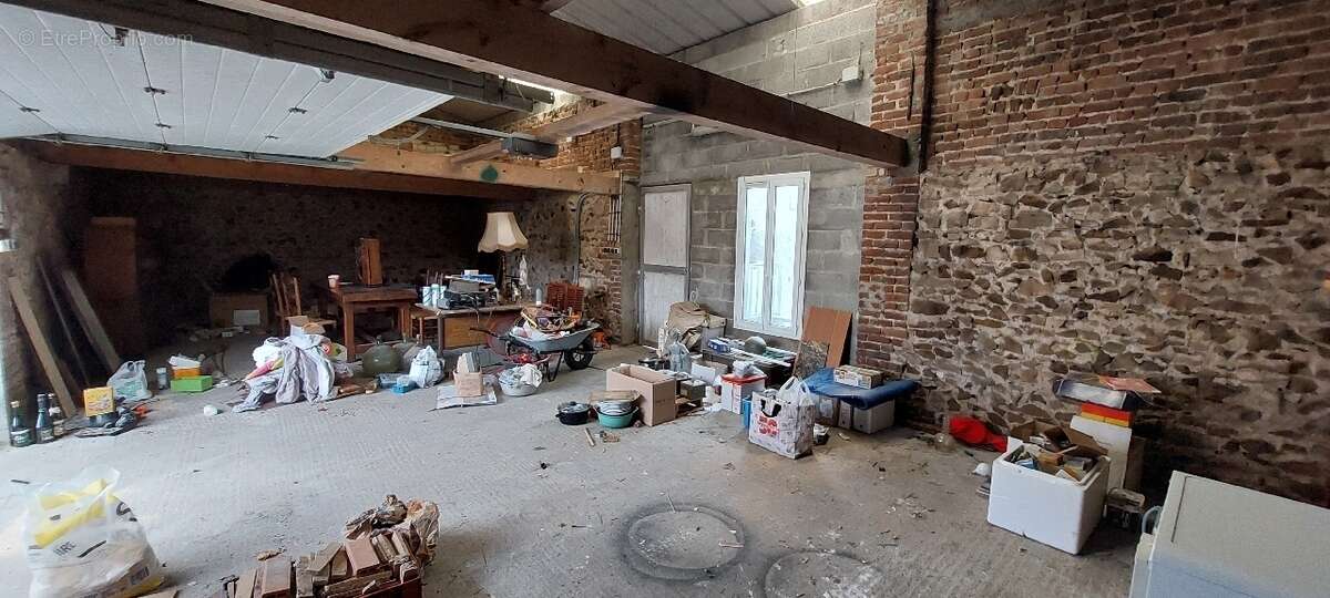 Maison à FRESNICOURT-LE-DOLMEN