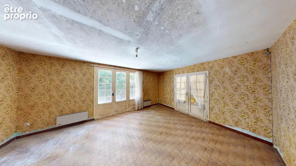 Montigny (18) – Pavillon indépendant de plain-pied à rénover sur 862 m² de terrain clos - photo 4