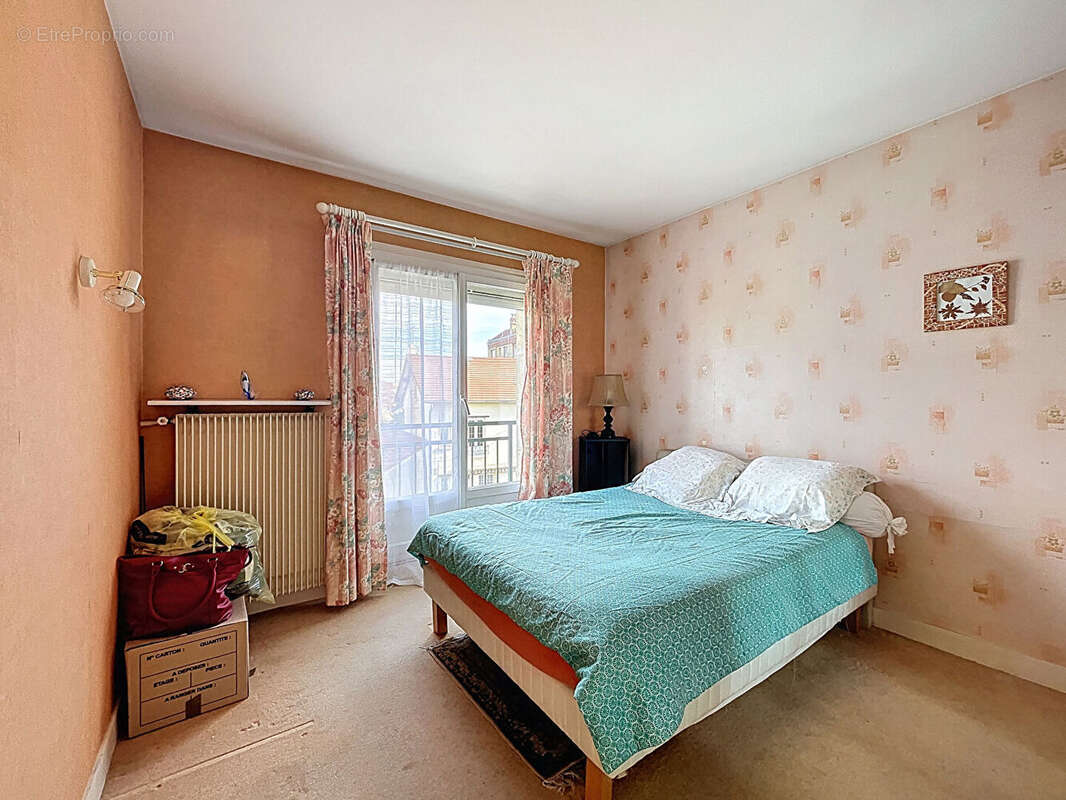 Appartement à CHATILLON