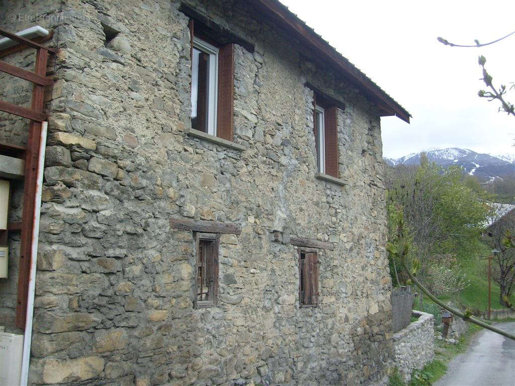 Maison à SAINT-SAUVEUR