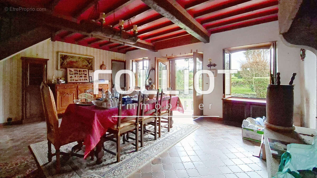 Maison à CHAMPREPUS