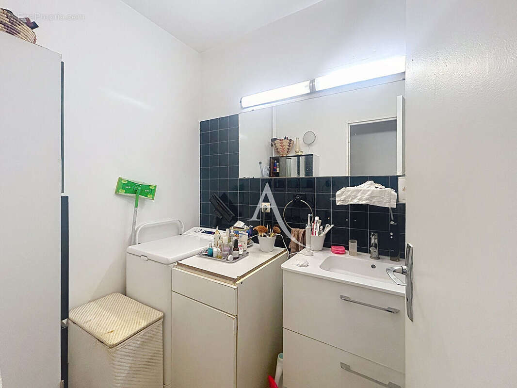 Appartement à PARIS-19E