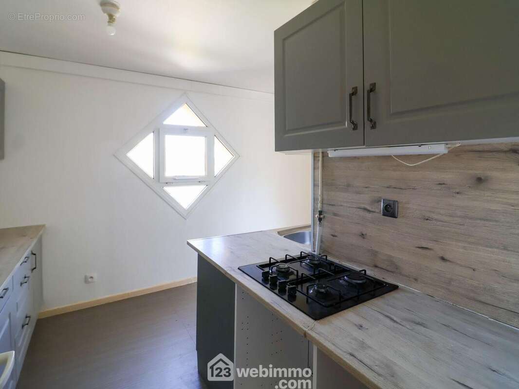 Appartement à MARSEILLE-9E