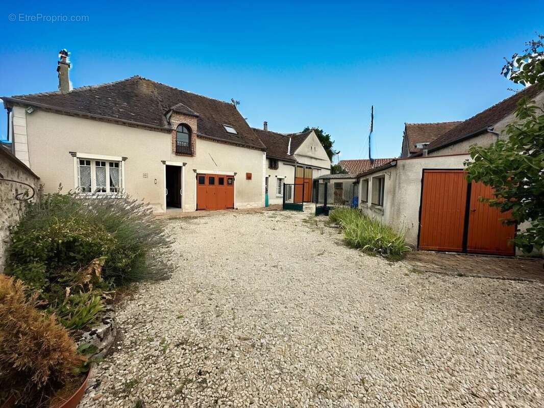 Corps de ferme 152m² à vimpelles - photo 16